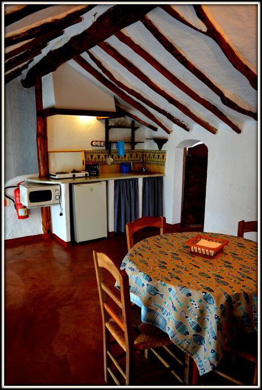 La Carrihuela Guest House อัลโกโดนาเลส ภายนอก รูปภาพ